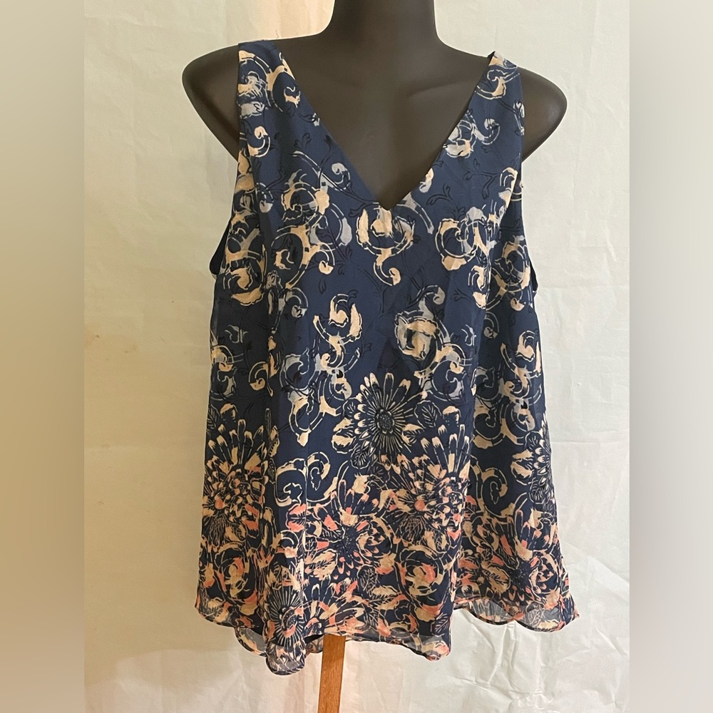 Size 14 Lane Bryant blue, pink & white sleeveless v-neck floral print blouse